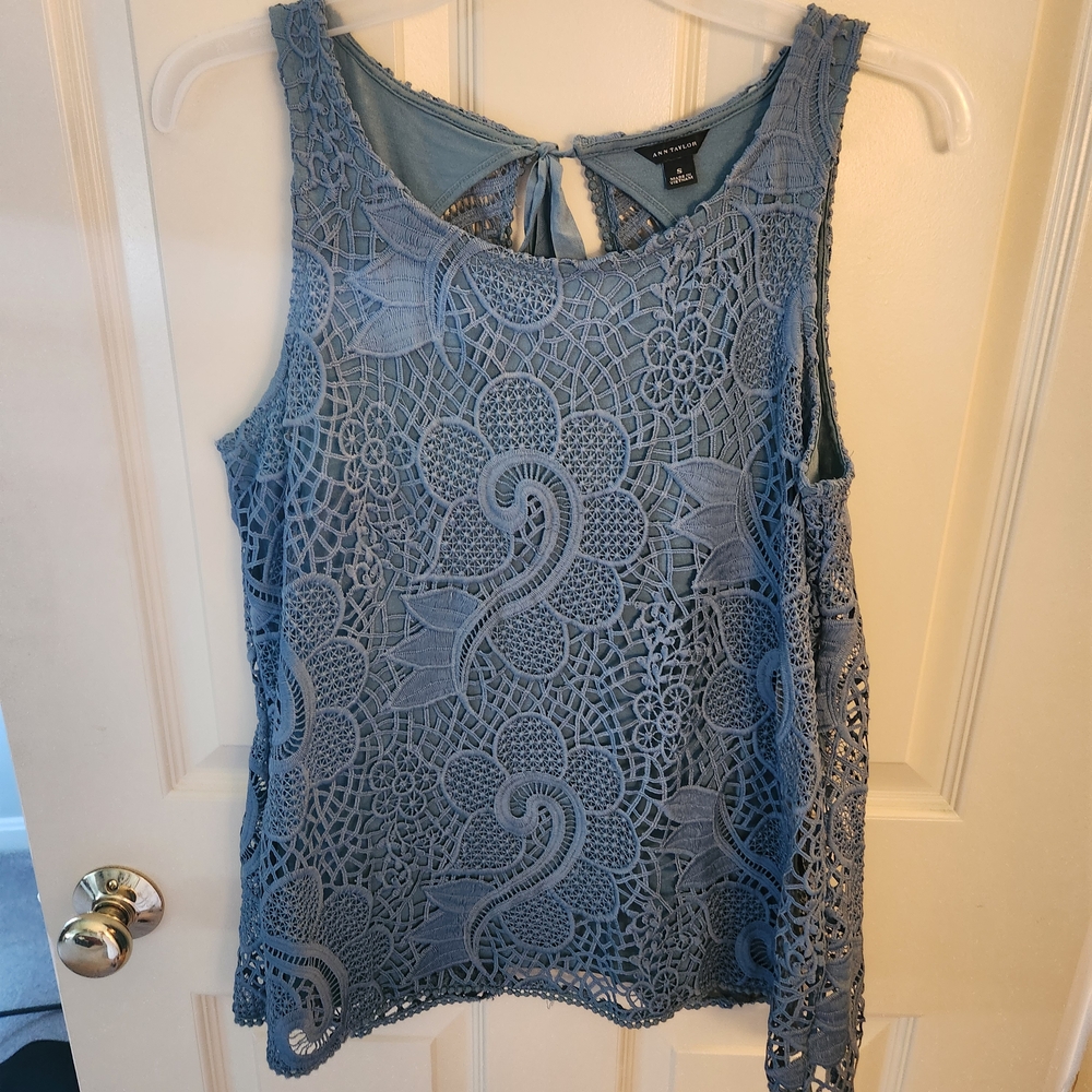Ann Taylor Blue Sleeveless Tank Top with Tie Front